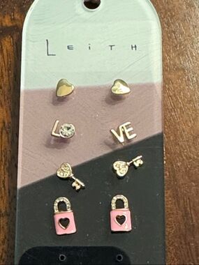 Leith Gold Tone Stud Earring Set with Pink Heart Locks